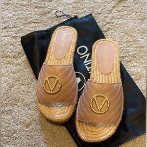 VALENTINO BY MARIO VALENTINO
Clavel Leather Espadrille Sandals size 36
